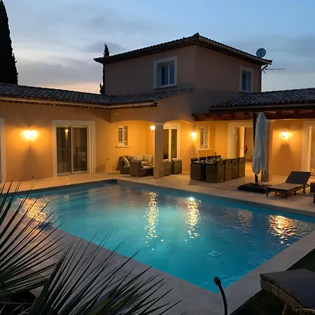 Giovanna A Saint-raphael Avec Piscine Chauffee Saint-Raphaël