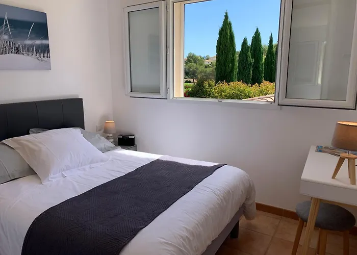 Giovanna A Saint-raphael Avec Piscine Chauffee Vila