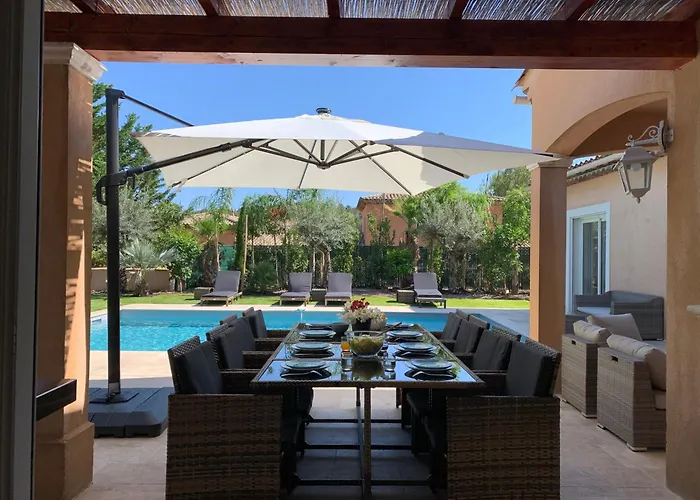 Vila Giovanna A Saint-raphael Avec Piscine Chauffee Saint-Raphaël