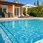 Giovanna A Saint-raphael Avec Piscine Chauffee Villa