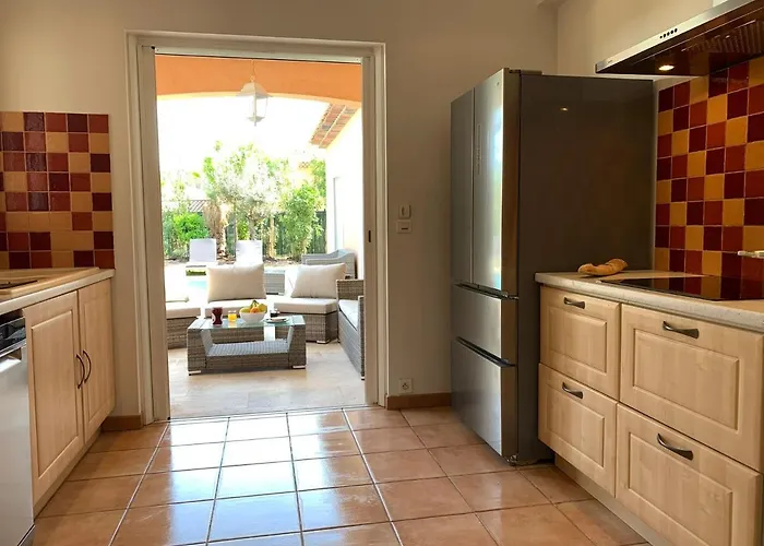 فيلة Giovanna A Saint-raphael Avec Piscine Chauffee Saint-Raphaël