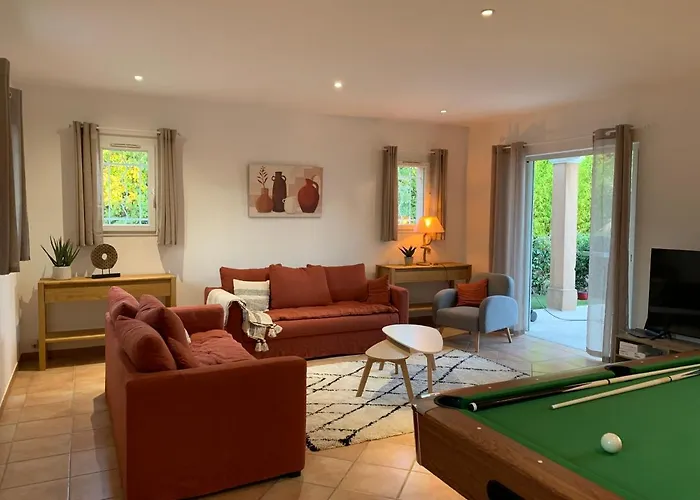 Giovanna A Saint-raphael Avec Piscine Chauffee *