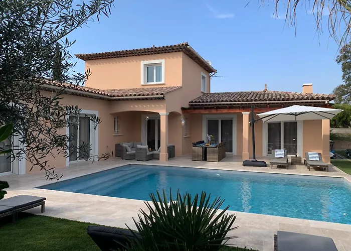 Giovanna A Saint-raphael Avec Piscine Chauffee Saint-Raphaël