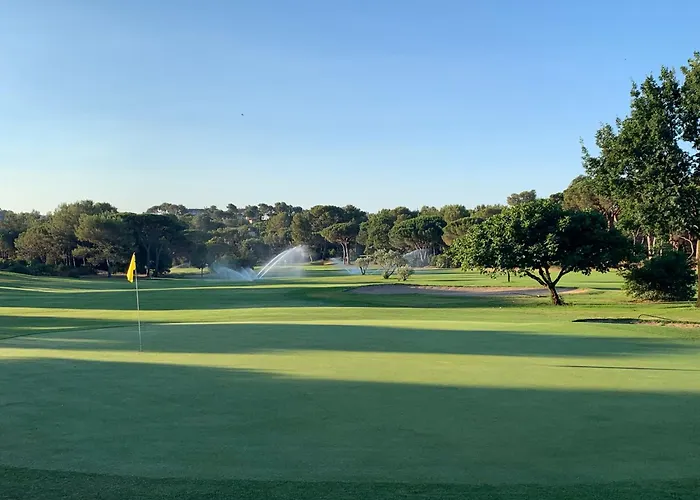 Giovanna A Saint-raphael Avec Piscine Chauffee Willa