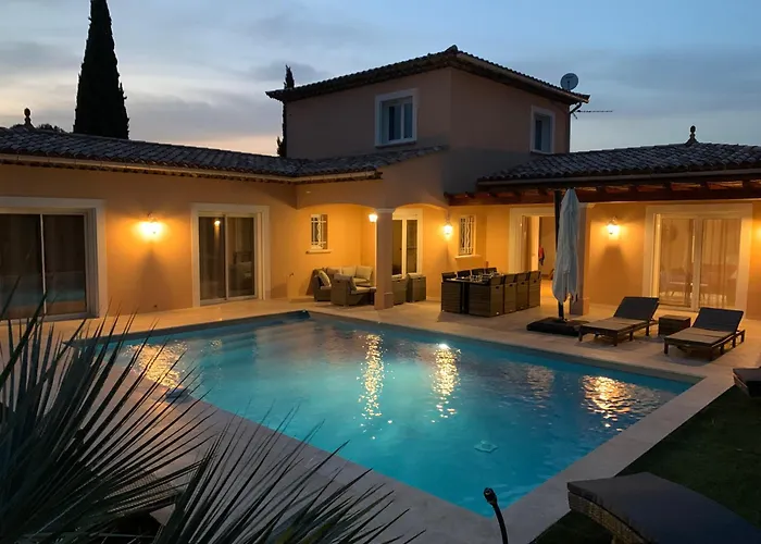 Giovanna A Saint-raphael Avec Piscine Chauffee Saint-Raphaël