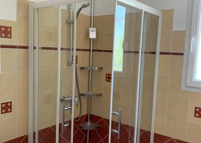 فيلة Giovanna A Saint-raphael Avec Piscine Chauffee *